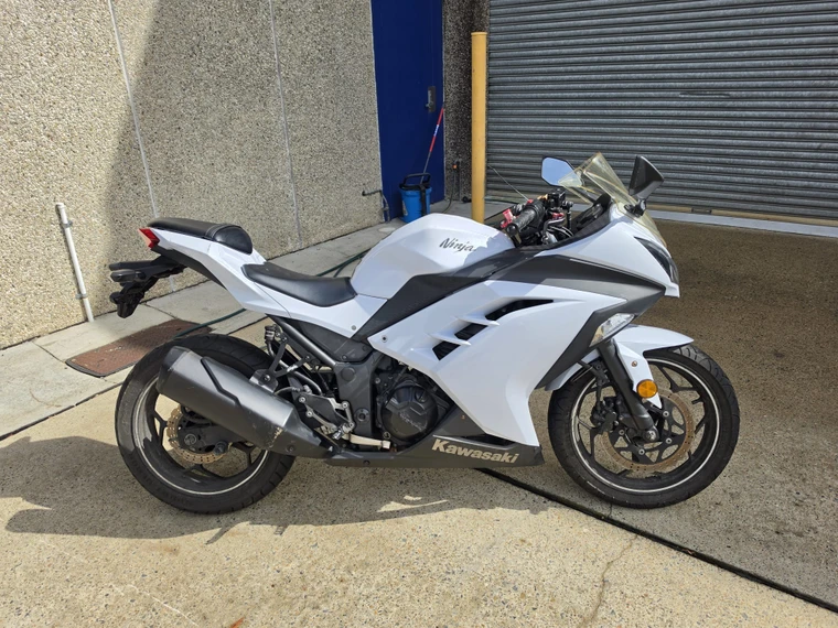 KAWASAKI EX300 NINJA 2014