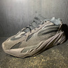 Yeezy 700 V2 Vanta Sz 7 (#29765)