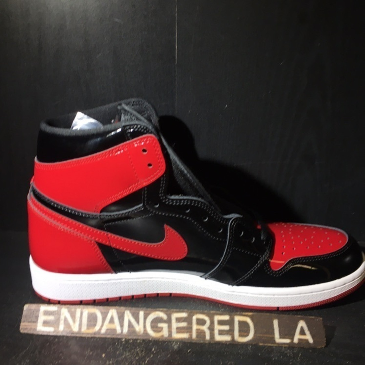 Air Jordan 1 Patent Bred