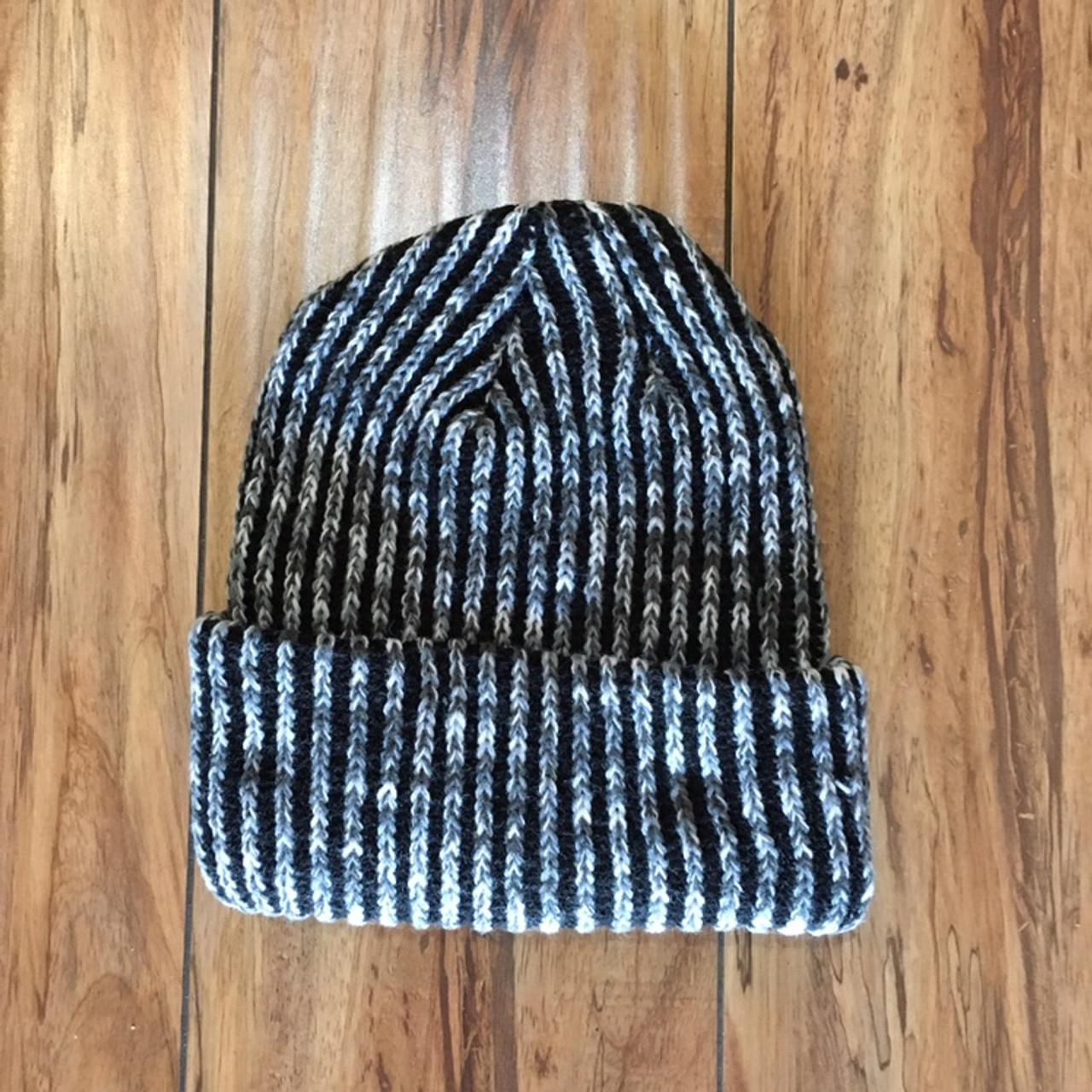 Supreme Beanie Rainbow Knit Loose Gauge F/W 21' - ENDANGERED LA