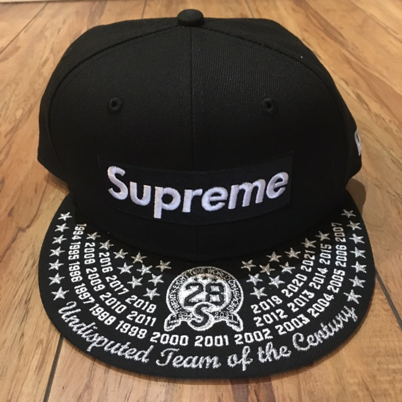 Supreme Hat Undisputed Box Logo New Era Fitted Black F/W 21' Sz 7 1/8  (#8102)