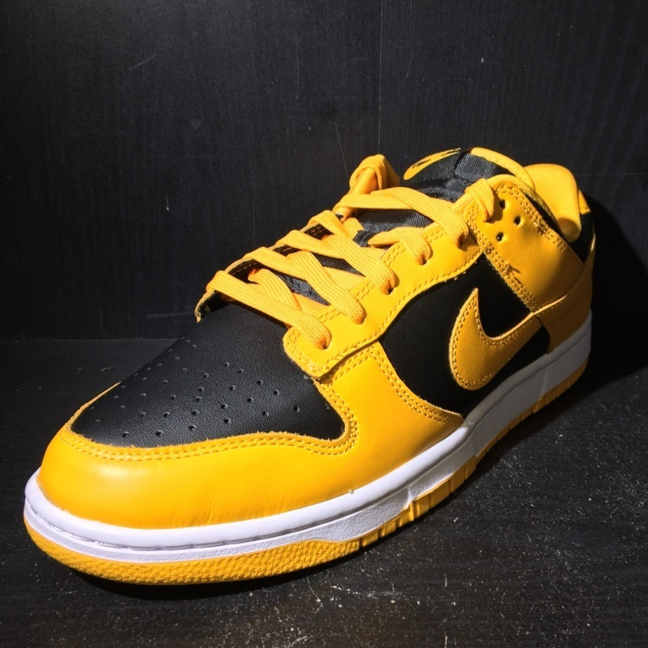 yellow black dunks