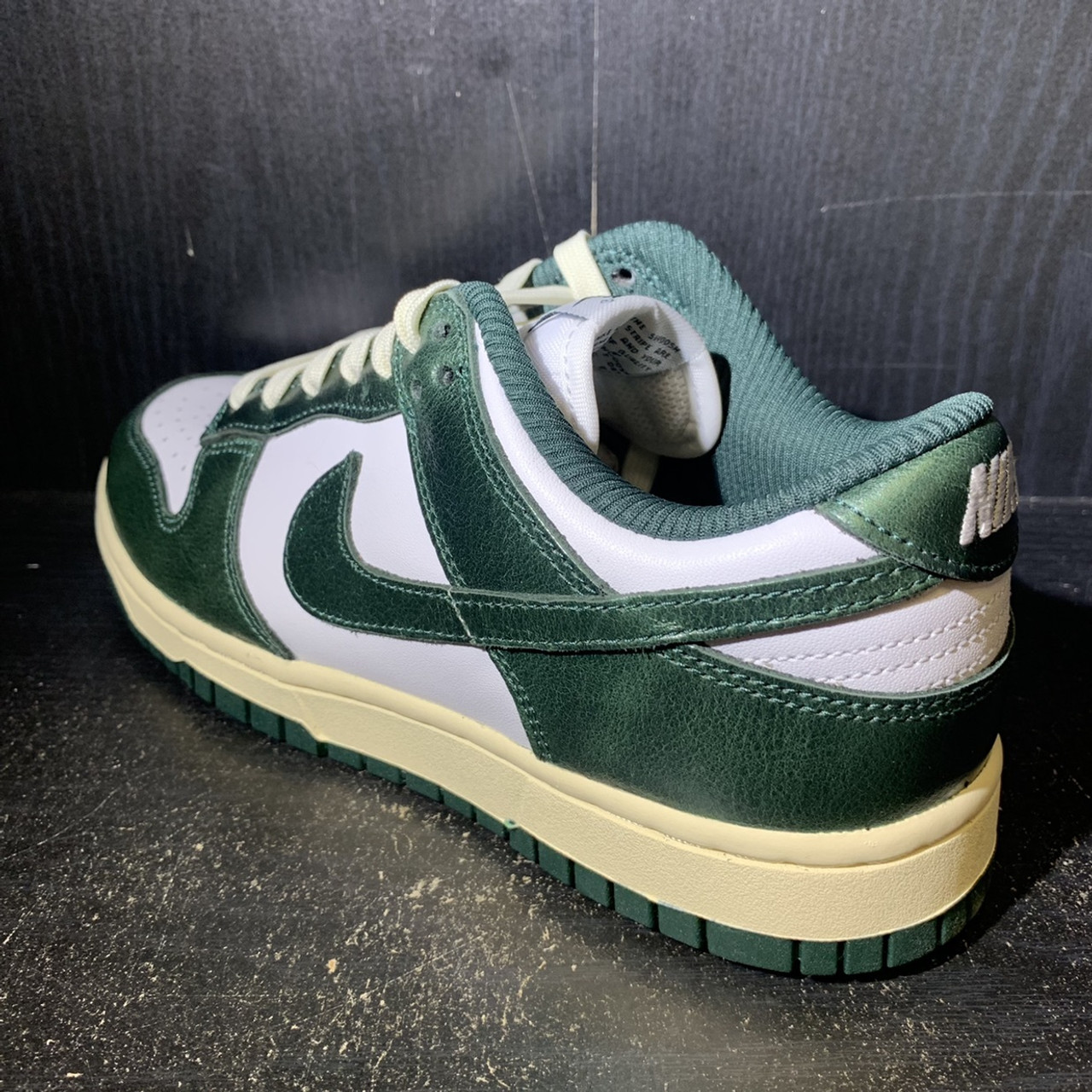 Nike Dunk Low Vintage Green