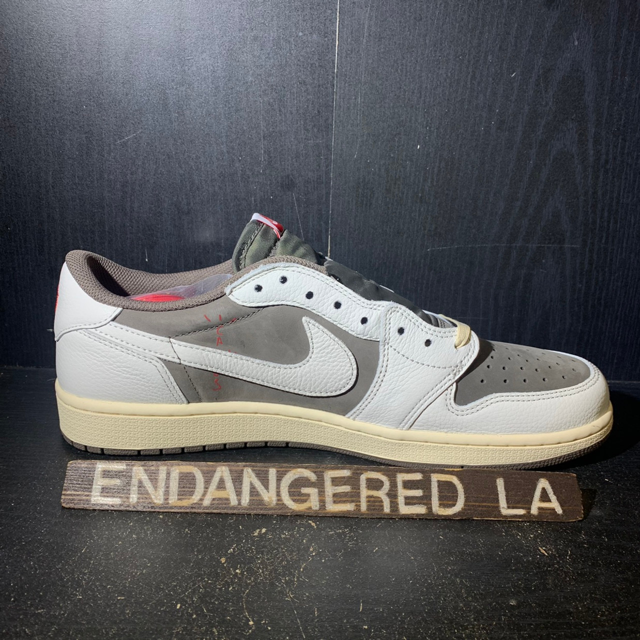 Travis Scott × Nike Air Jordan 1 Low Air Jordan 1 Low Golf x Travis Scott 'Neutral Olive' (FZ3124