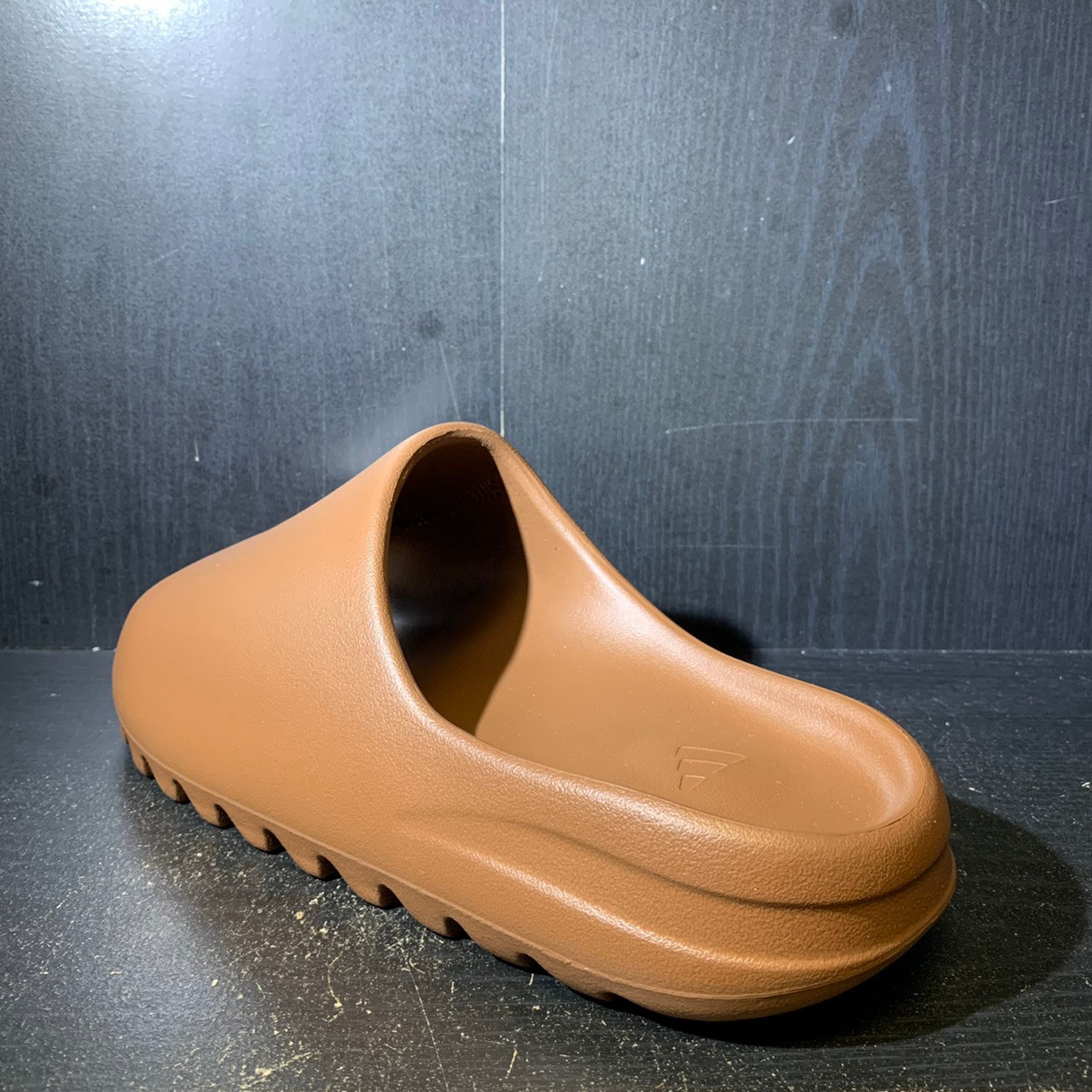 ト*読様 イージースライドフラックスFlax28.5cm Yeezy Slide Flax