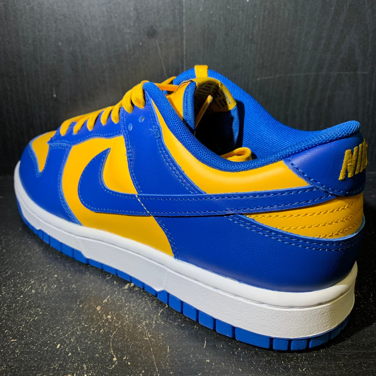 Nike Dunk Low UCLA - ENDANGERED LA