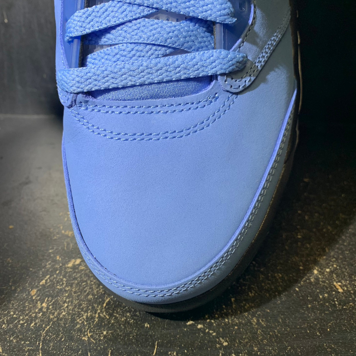 Air Jordan 5 University Blue