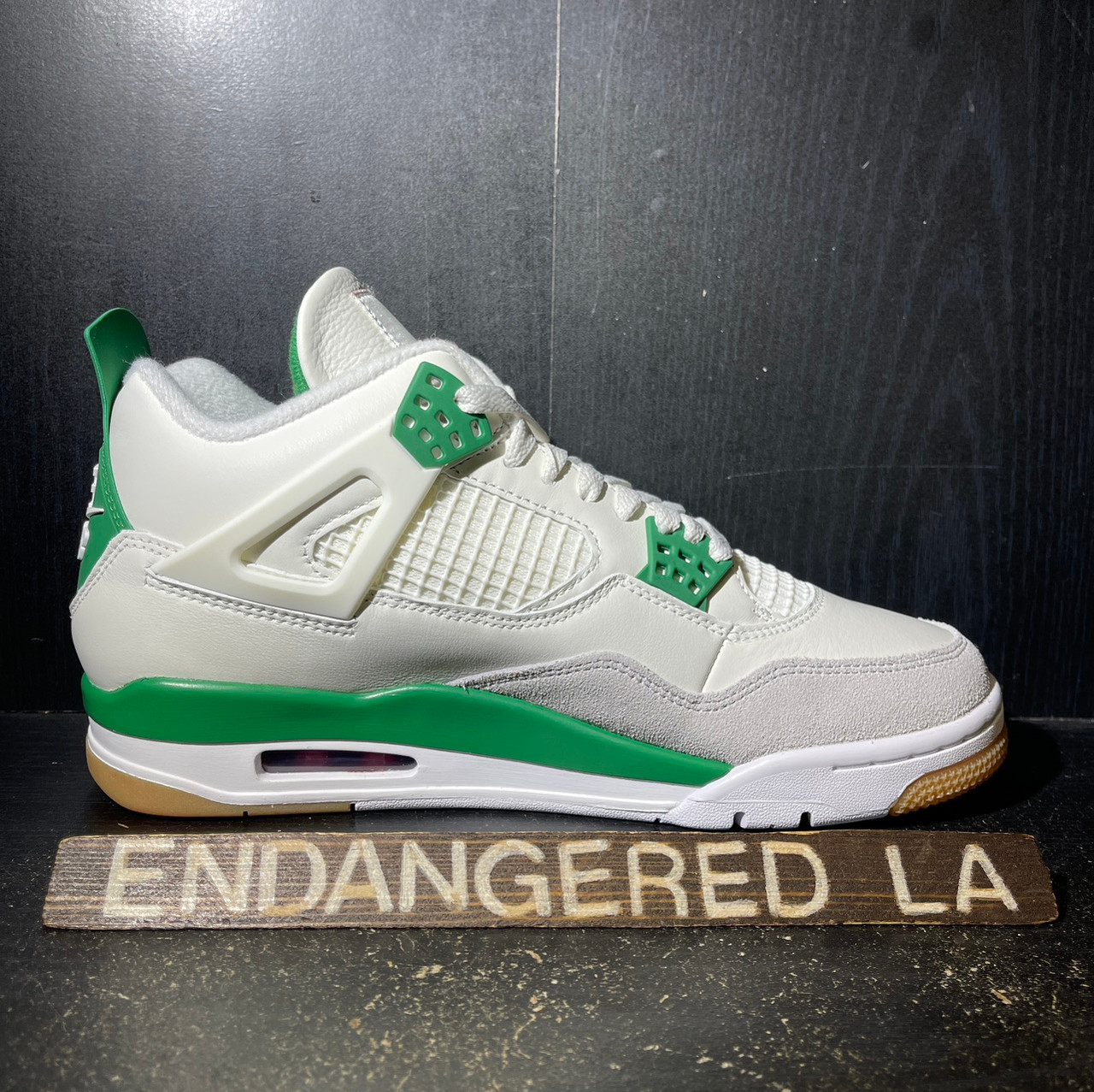 Air Jordan 4 SB Pine Green