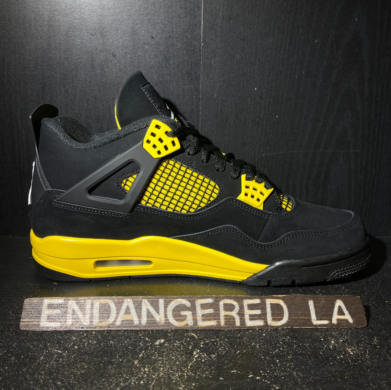 Air Jordan 4 Thunder 23'