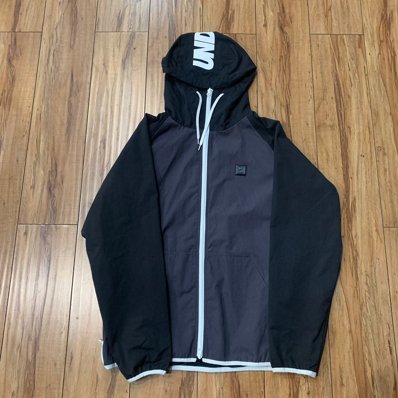 Undefeated Track Jacket Black Sz M (#10096)