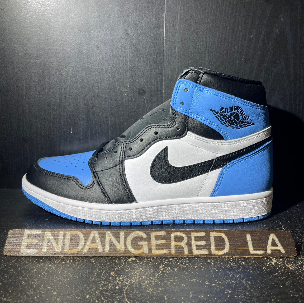 Air Jordan 1 UNC Toe