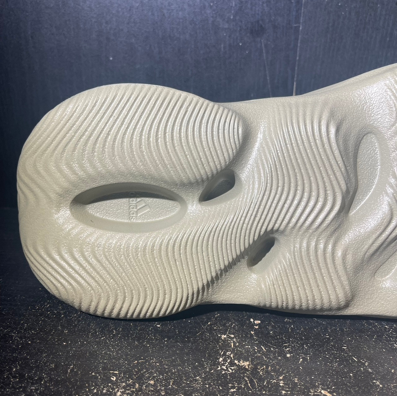 Yeezy Foam RNNR Stone Salt