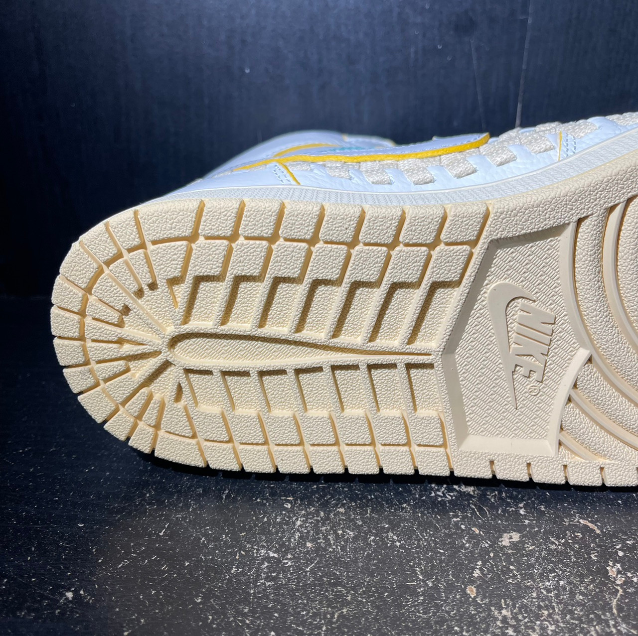 Air Jordan 1 Union LA Bephies Beauty Supply Summer of 96' Air Jordan 1 Union LA Bephies Beauty Supply Summer of 96'