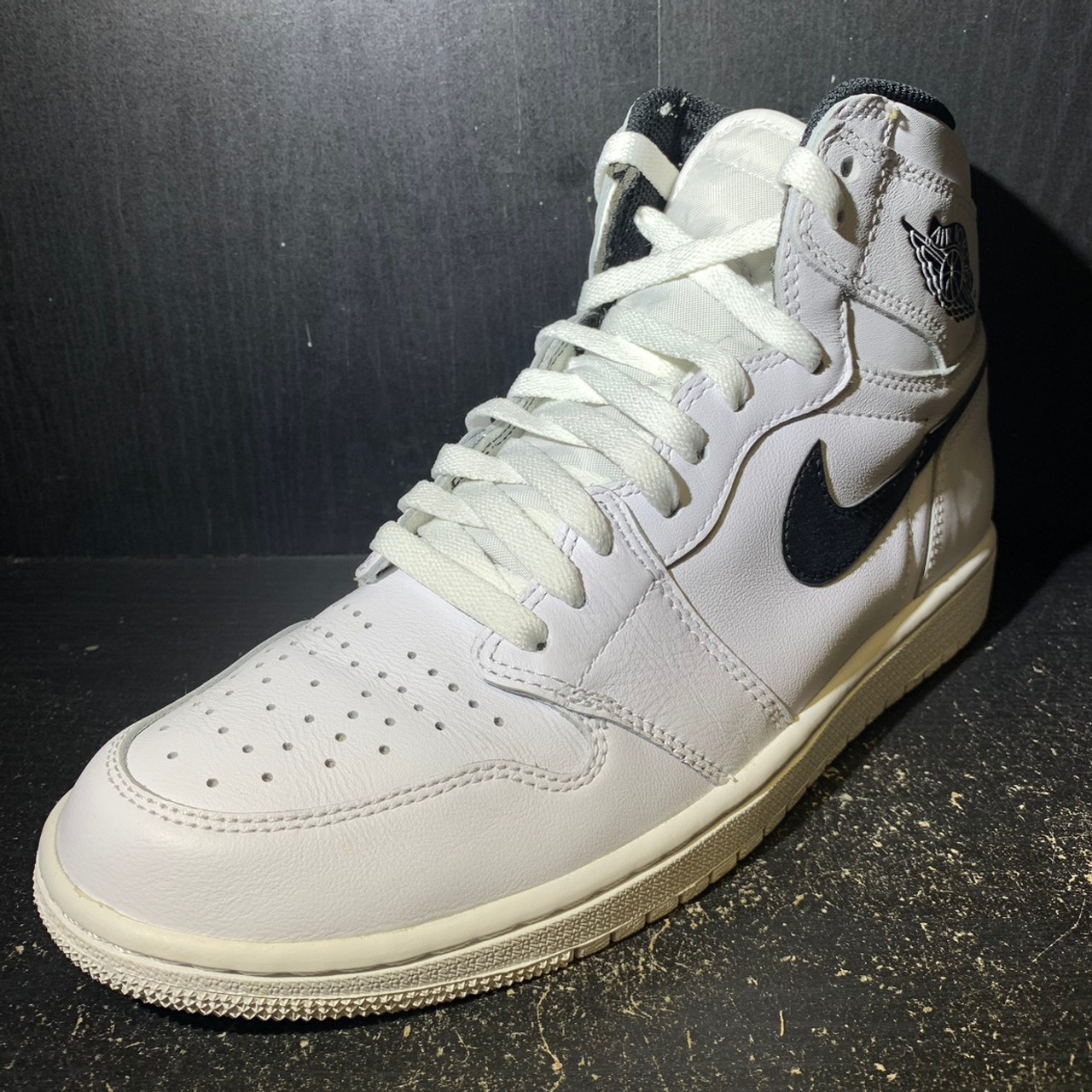 Air jordan store yin yang white