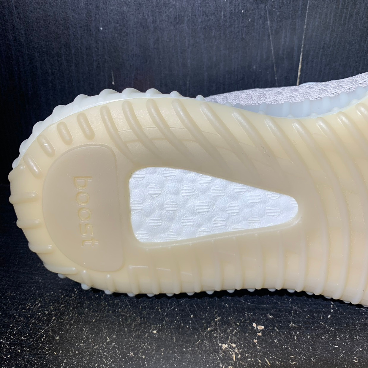 yeezy tail light 10.5