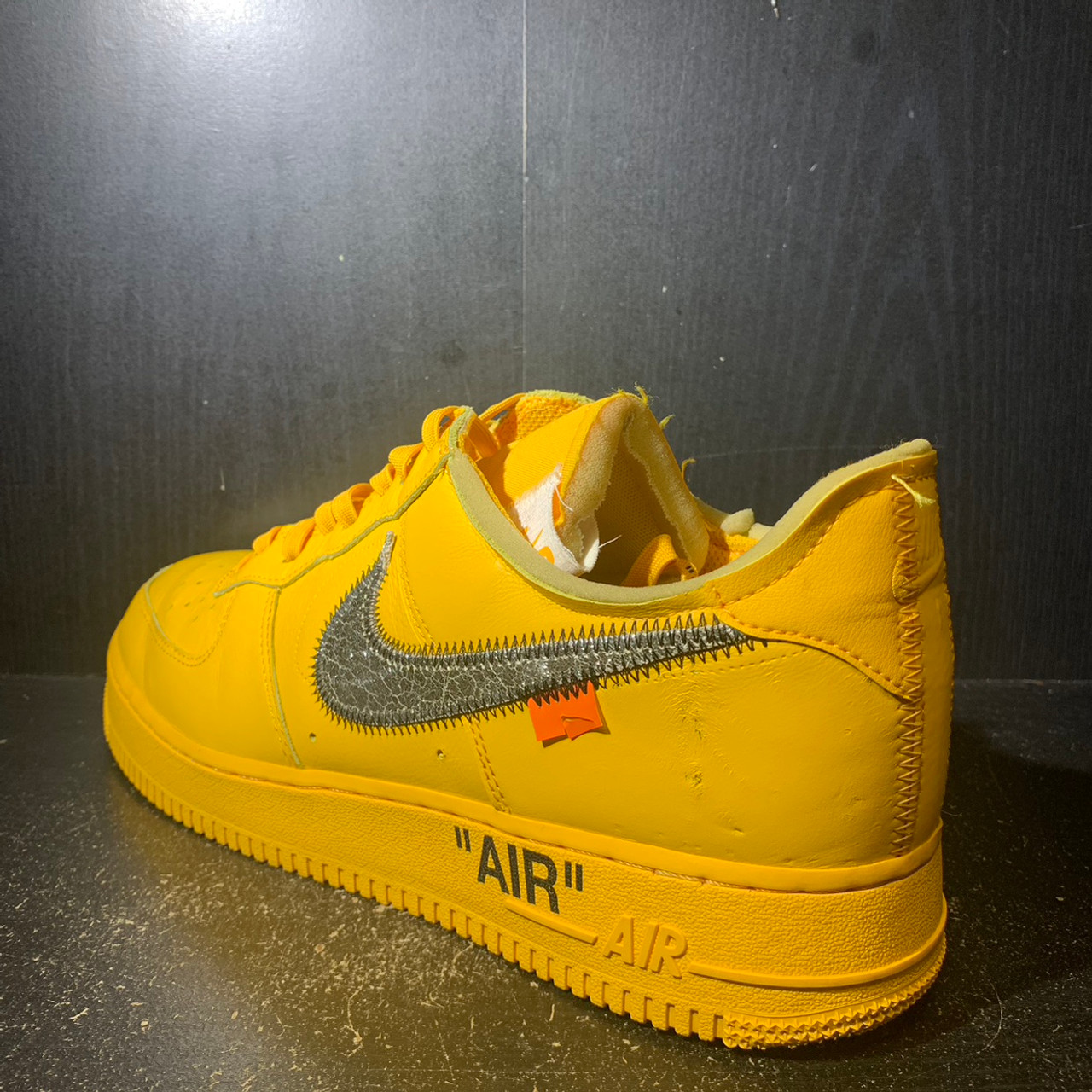 White university gold air clearance force 1