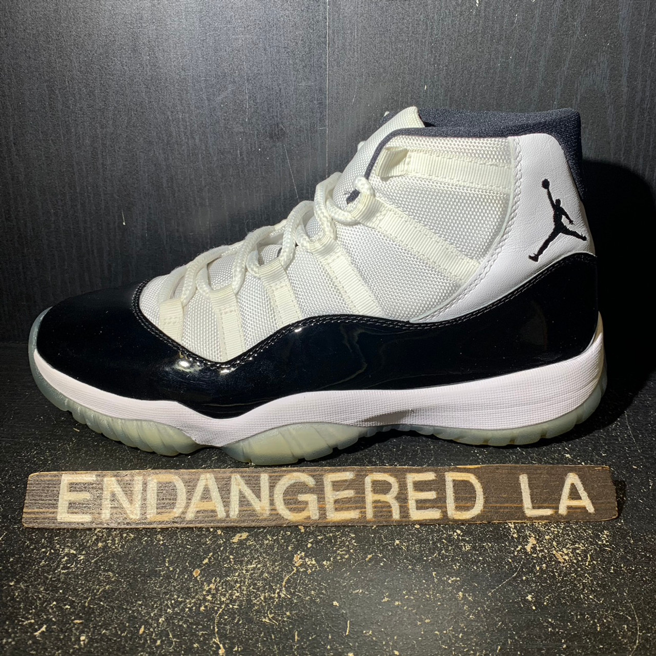 Jordan clearance 11 9.5