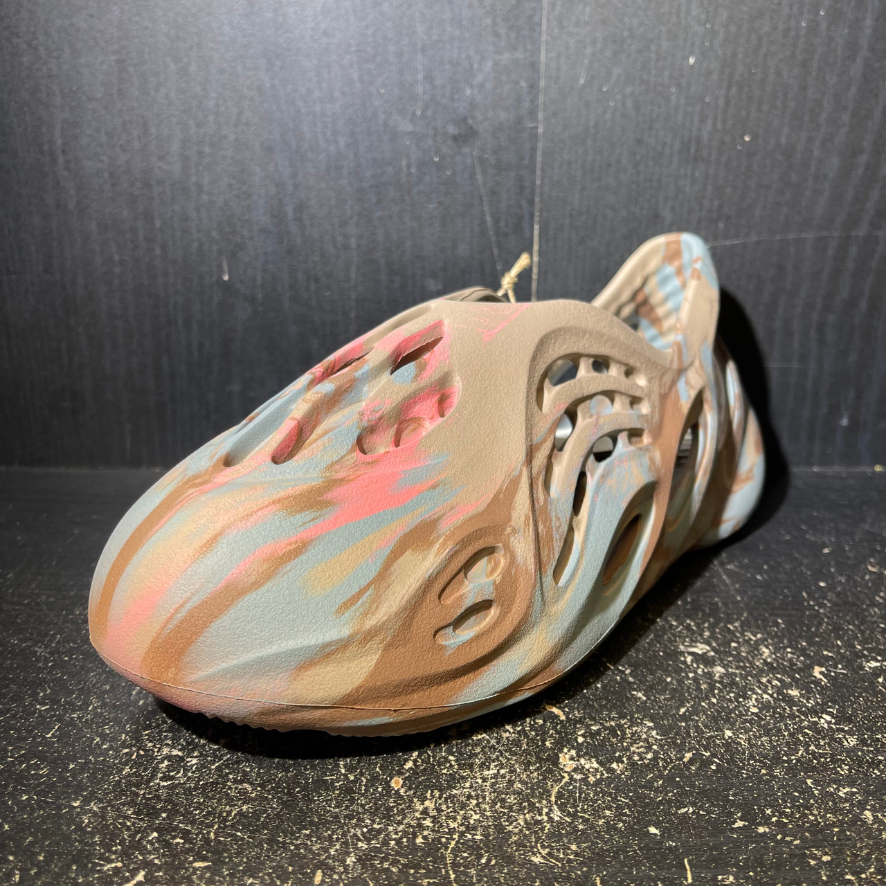 Yeezy Foam RNNR Sand Grey (KDS) - ENDANGERED LA