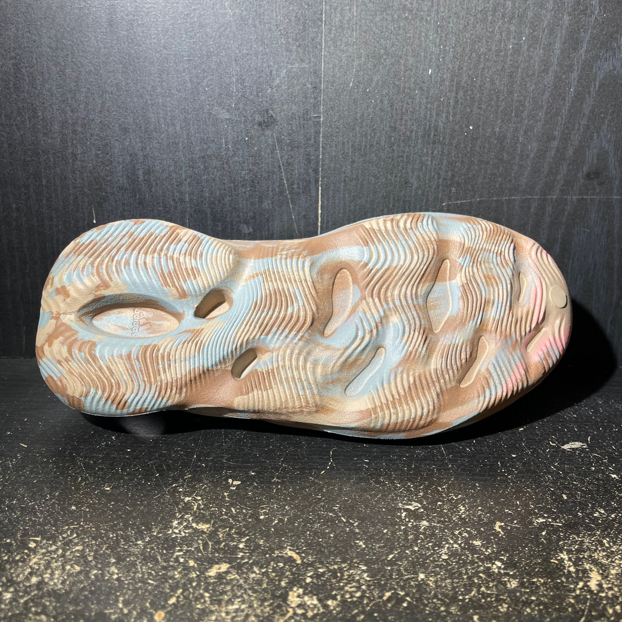 Yeezy Foam RNNR Sand Grey (KDS) ENDANGERED LA - Main Image