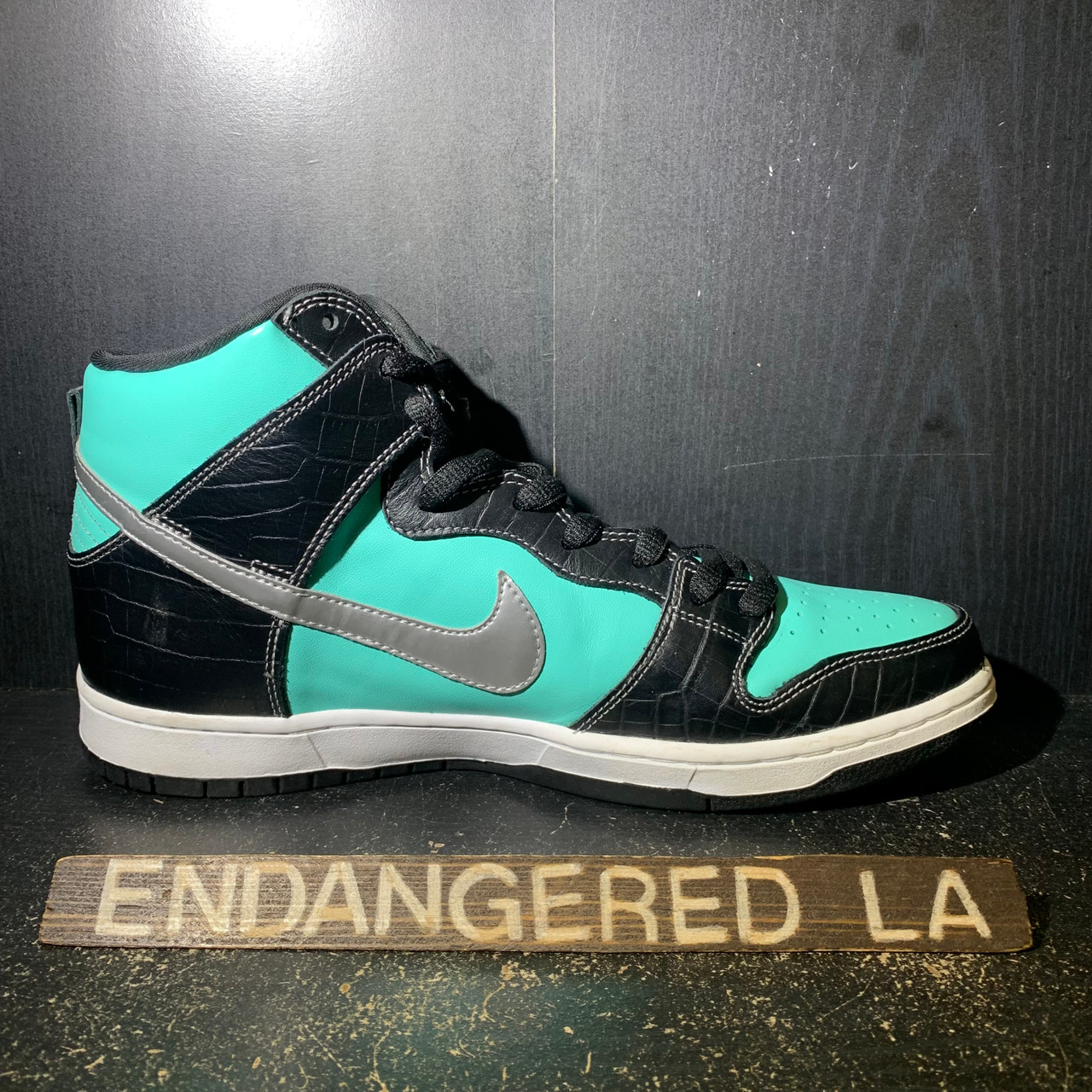 nike sb high tiffany