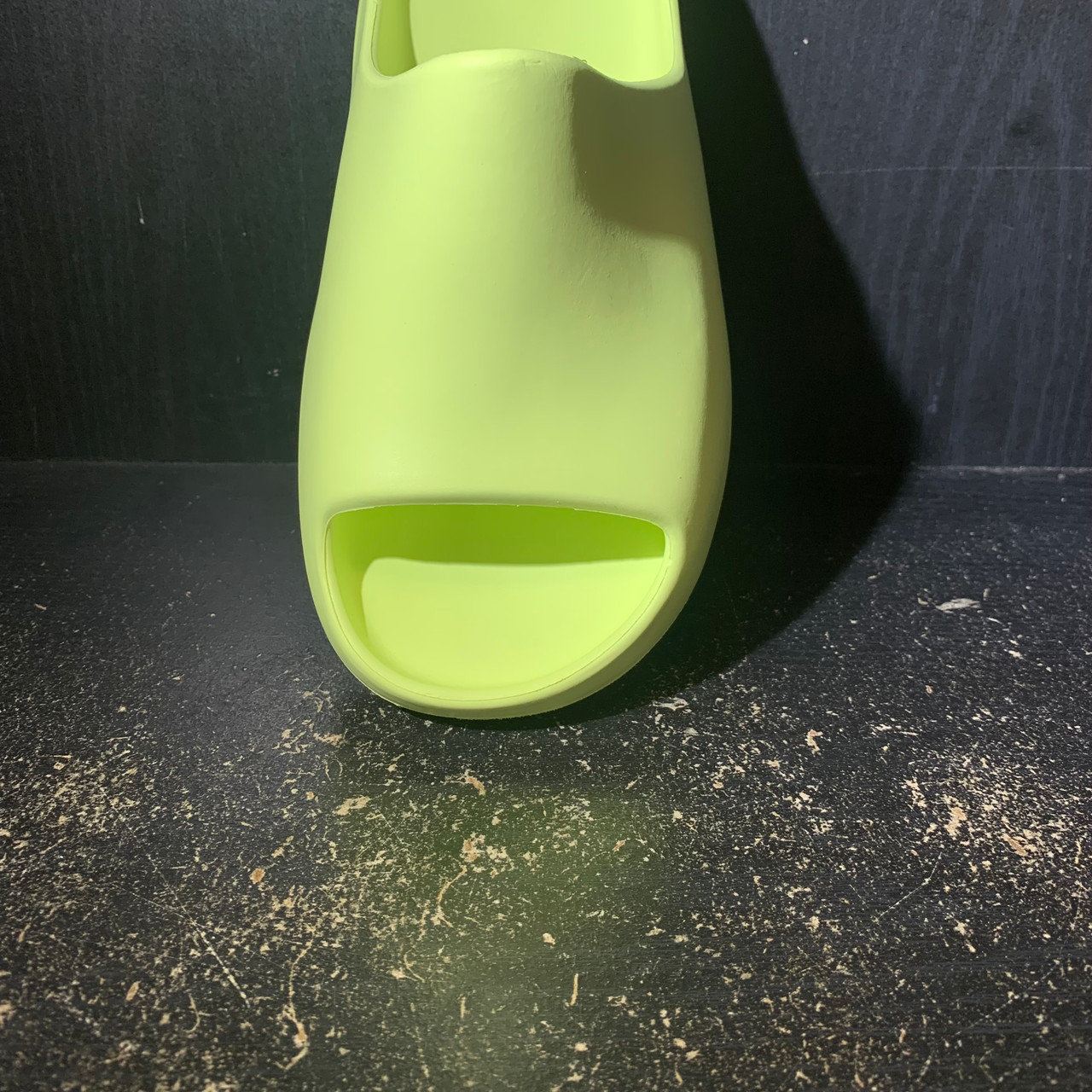 yeezy slide 28.5 us10グローグリーン蛍光緑新品未使用 yeezy slide 28.5 us10グローグリーン蛍光緑新品未使用 adidas YEEZY Slide