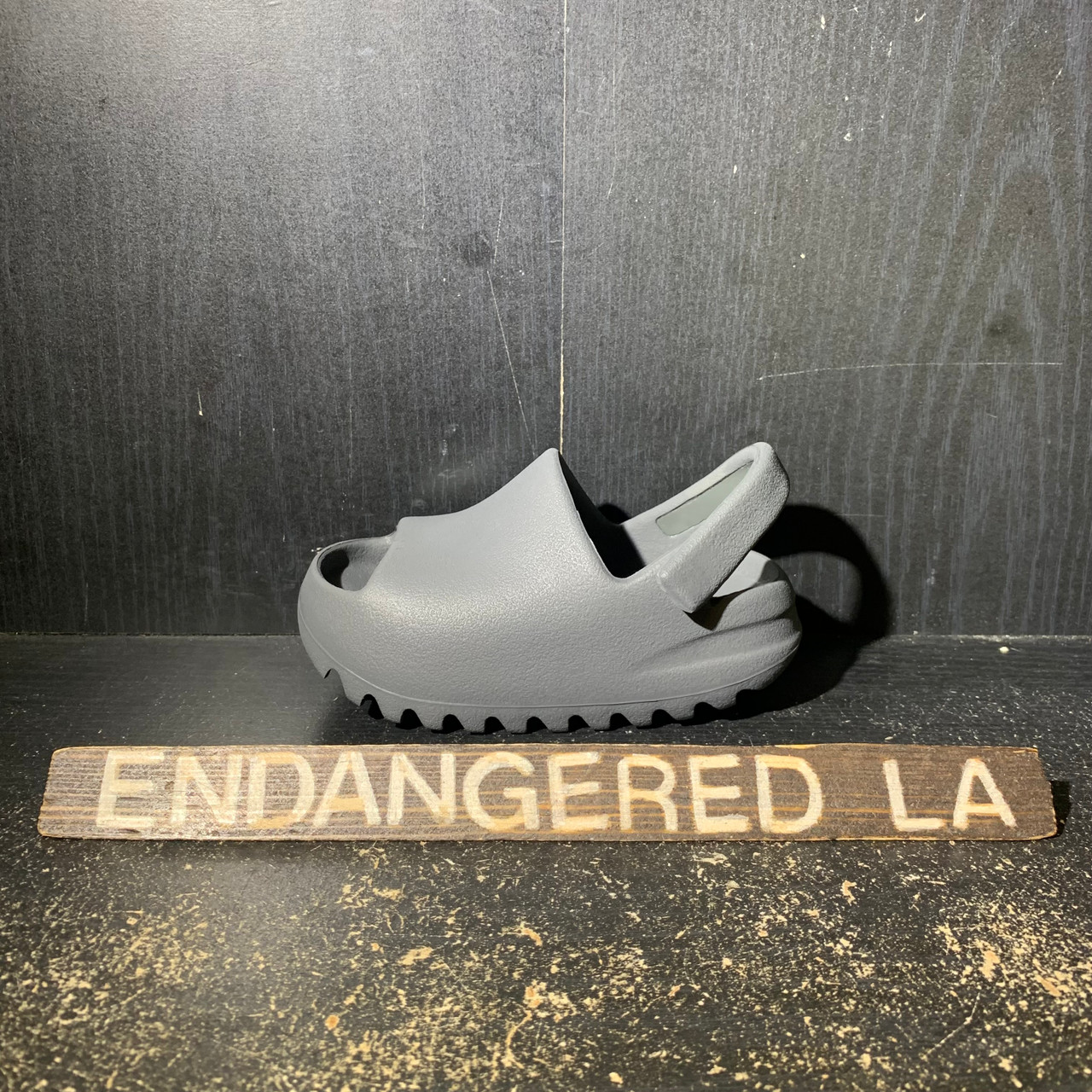 Yeezy Slide Granite (INF)