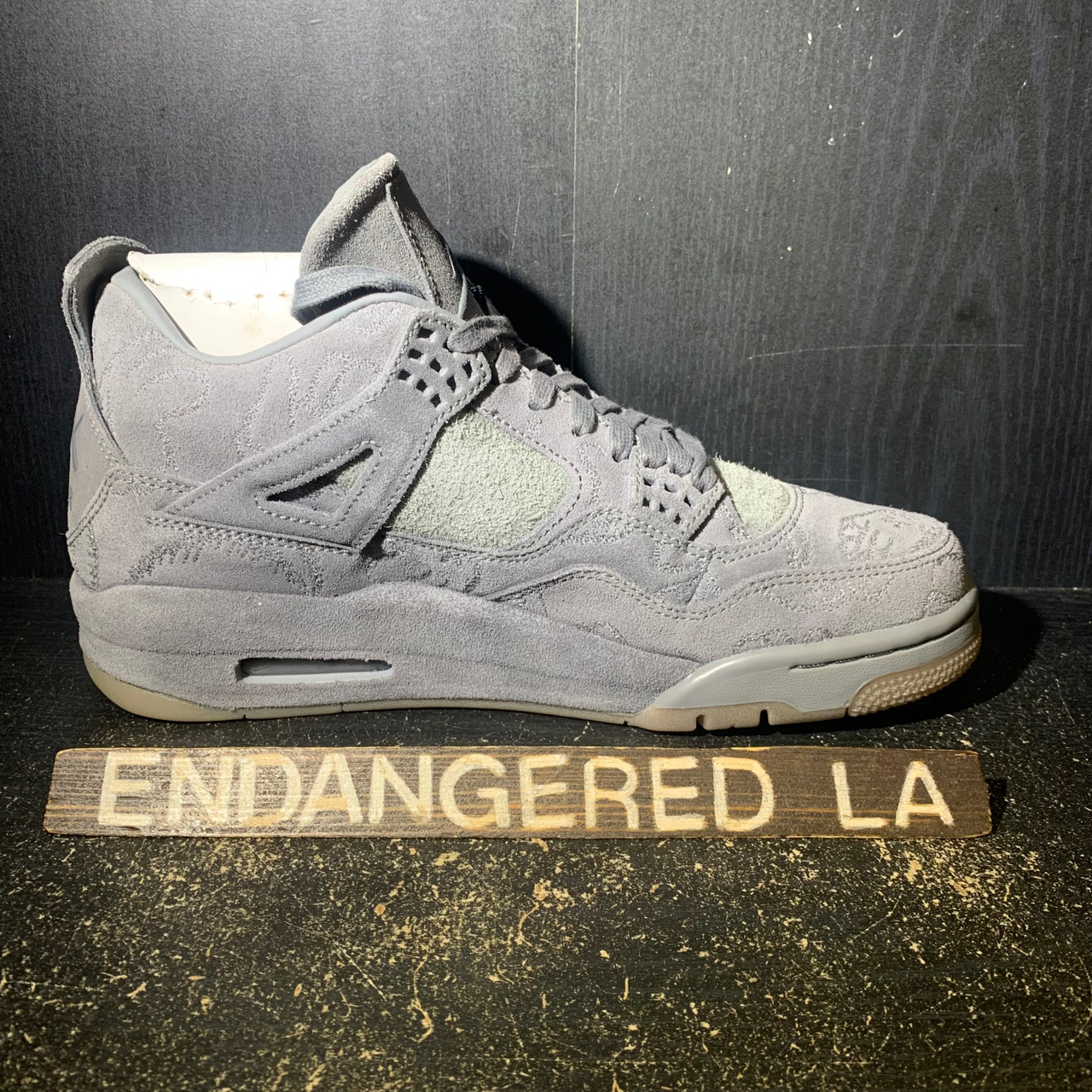 nike air jordan 4 kaws