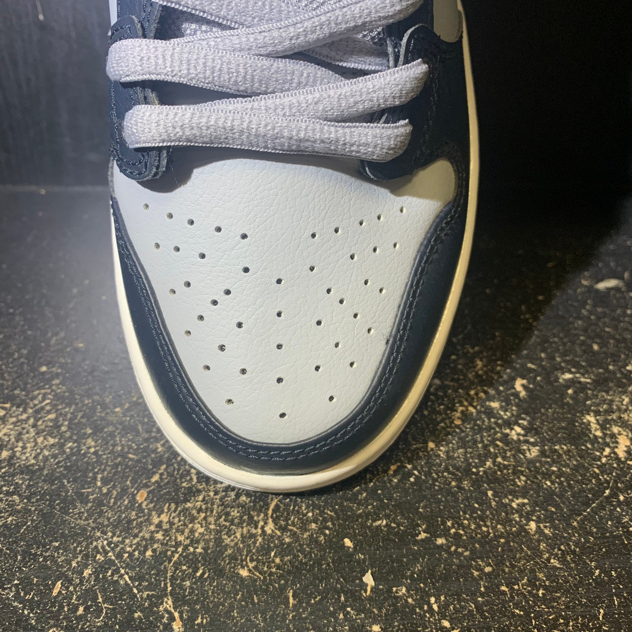 Air Jordan 4 KAWS Grey Sz 8