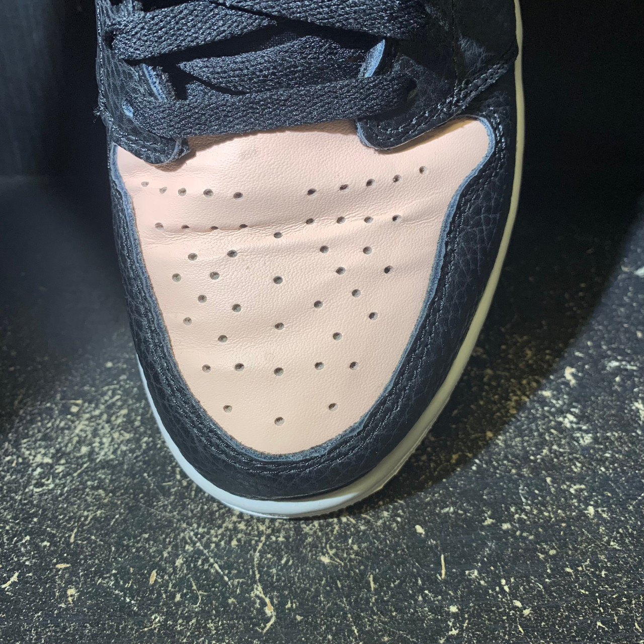 jordan 1 crimson tint size 11
