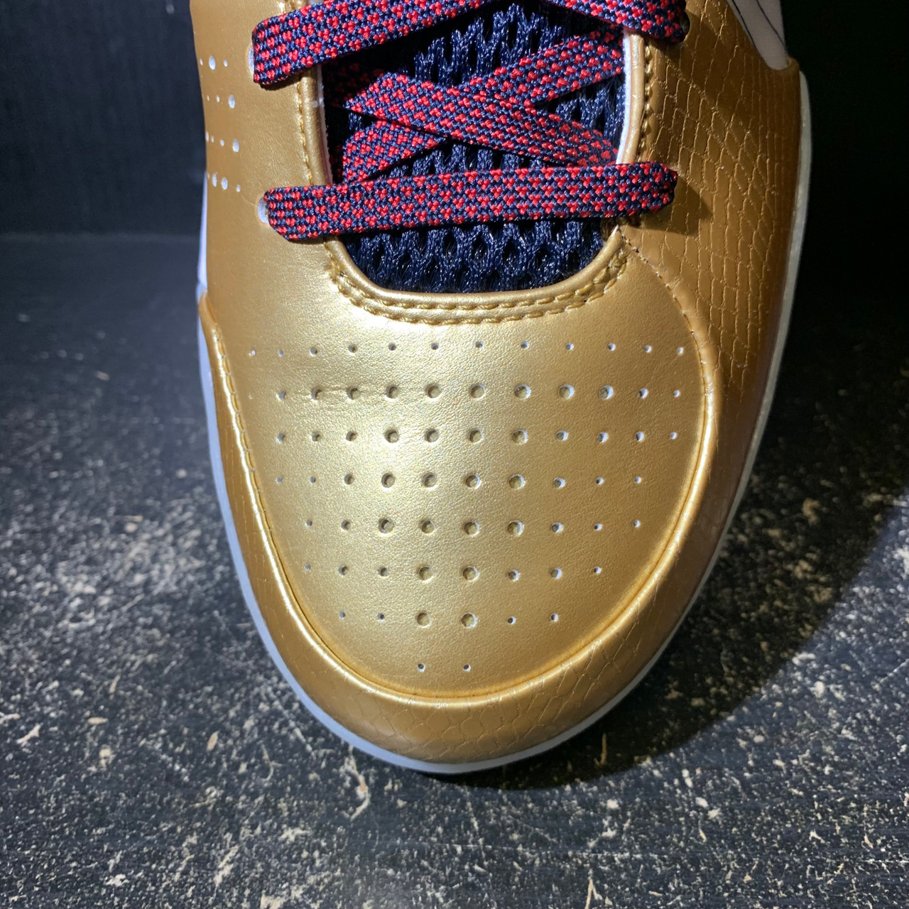 Nike Kobe 4 Protro Gold Medal