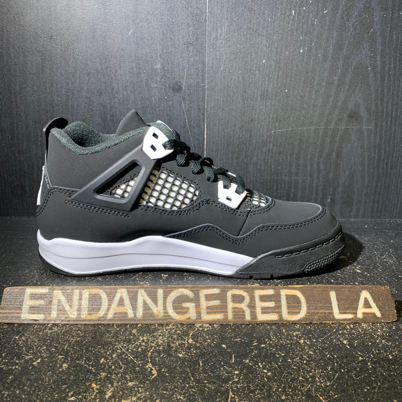 スニーカー Jordan 4 Retro White Thunder Buy Air Jordan 4 Retro 'White Thunder' - FQ8138 001 | GOAT