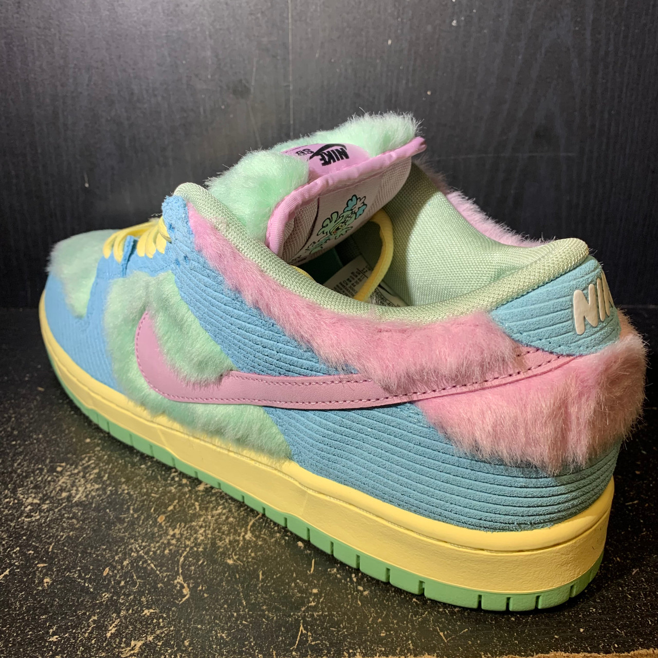 VERDY × NIKE SB DUNK LOW PRO QS  13cm Nike SB Dunk Low Pro x Verdy 'Blue Gaze and Enamel Green