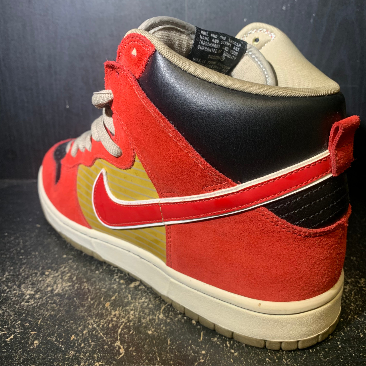 Air Jordan 4 Red Cement