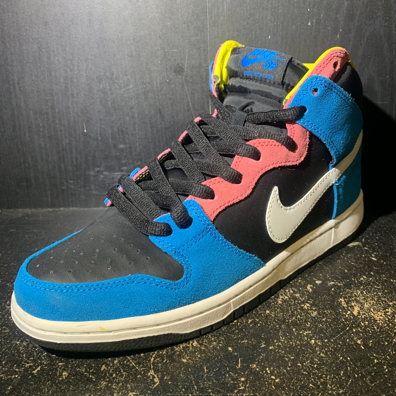 nike dunk bazooka joe