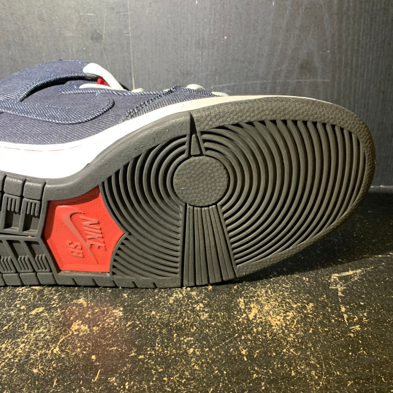 Air Jordan 4 Red Cement