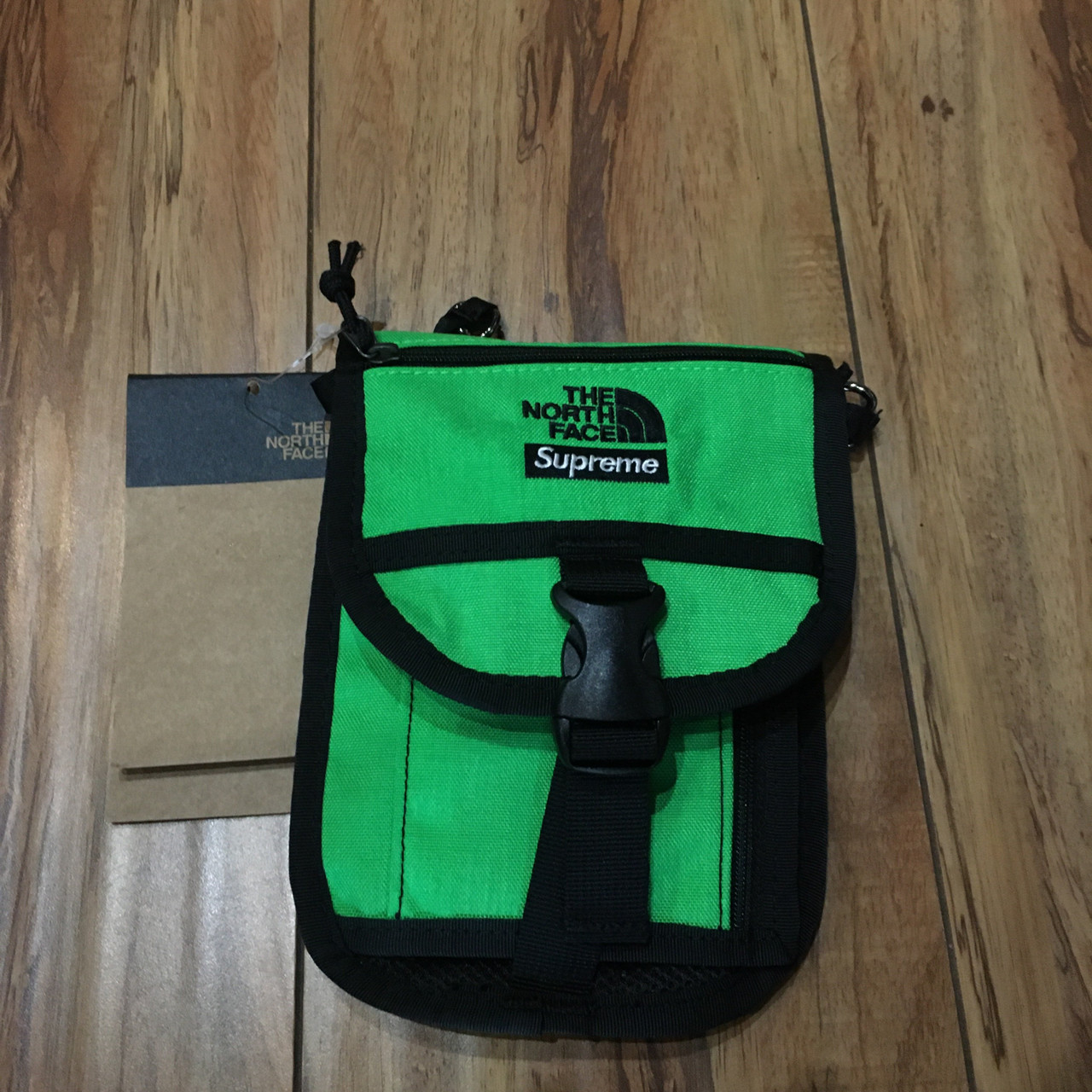 Supreme north face shoulder bag 緑