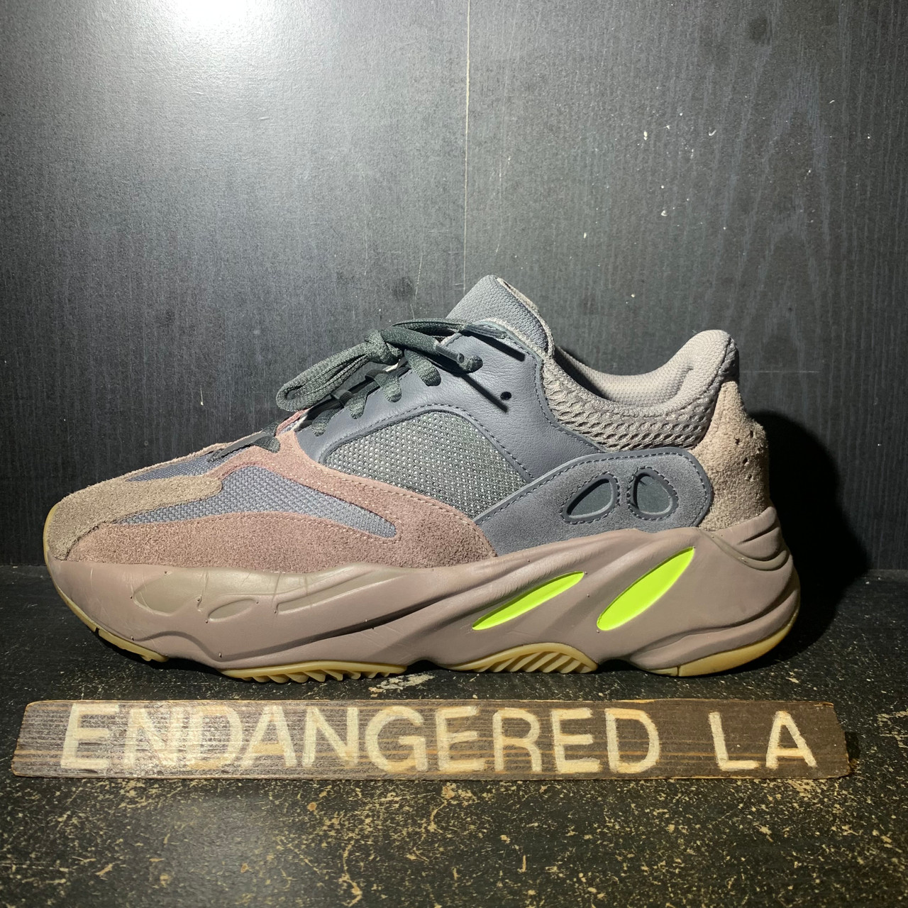 Yeezy 350 V2 Cream Sz 9.5