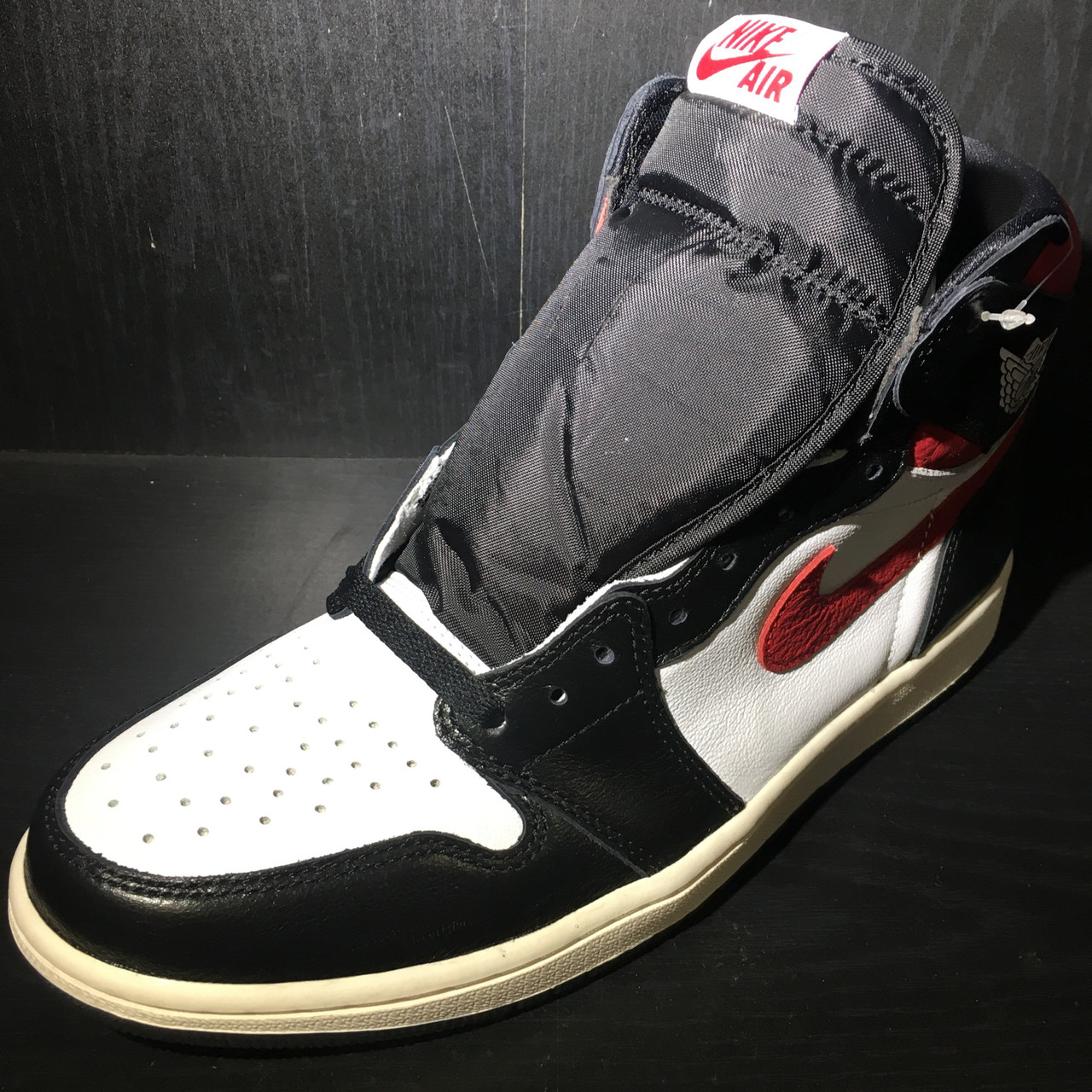 Air Jordan 1 Black Gym Red - ENDANGERED LA