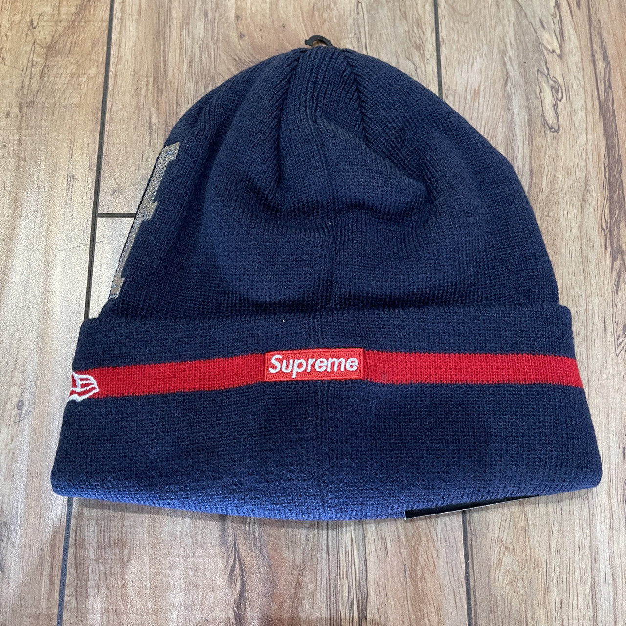 Supreme Beanie New Era Sequin Navy F/W 20' - ENDANGERED LA