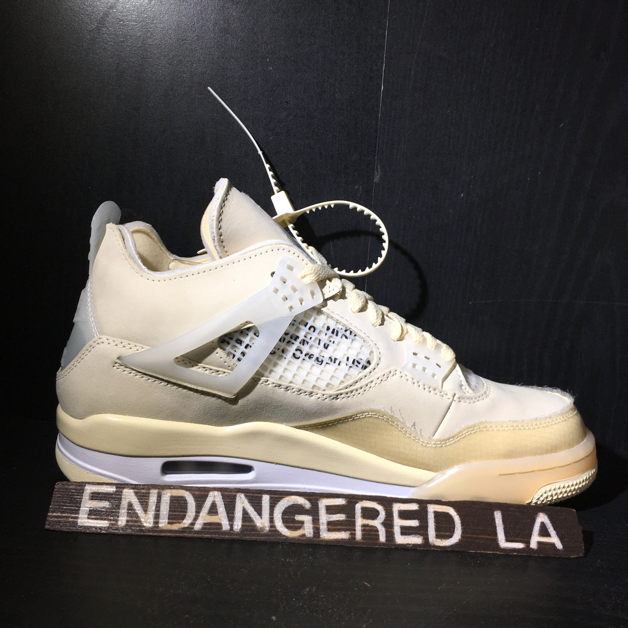 Air Jordan 4 Off-White