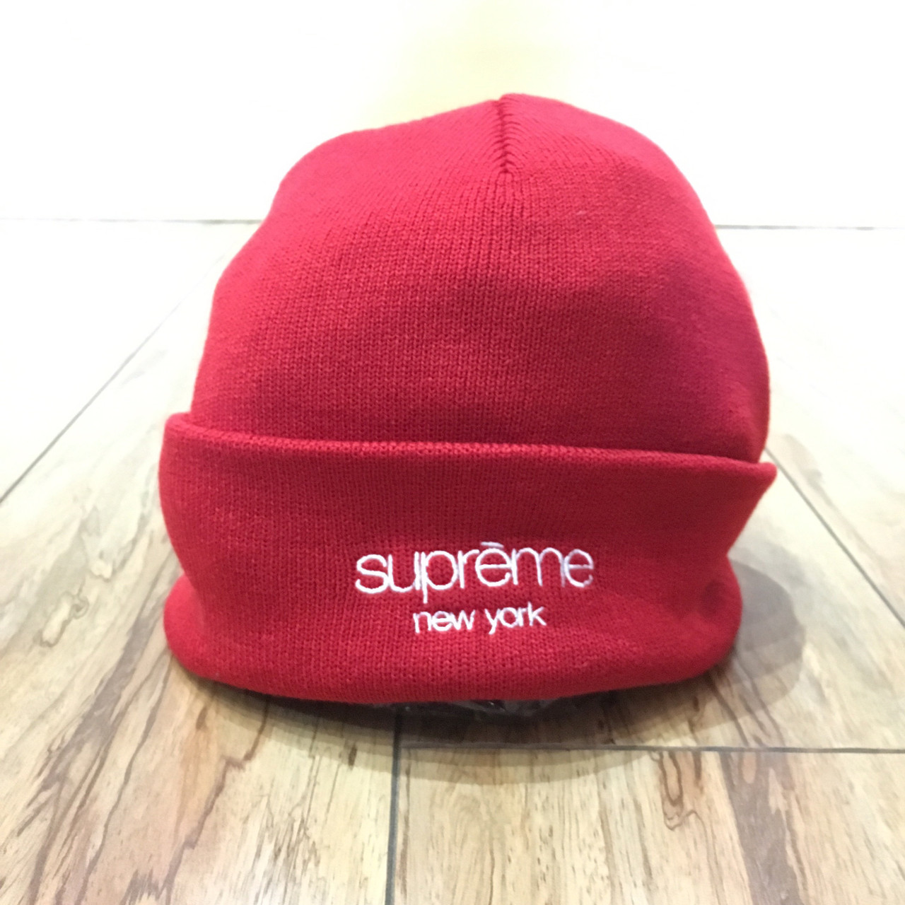 Supreme Beanie Radar Red F/W 19'