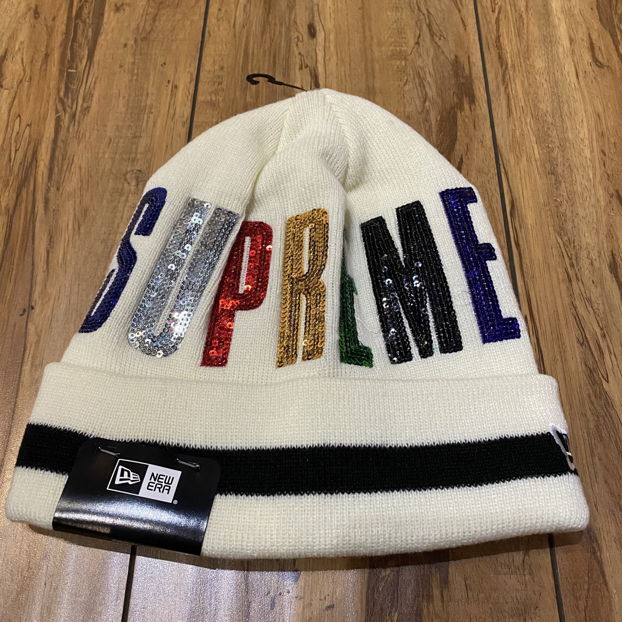 Supreme Beanie New Era Sequin Natural F/W '   ENDANGERED LA