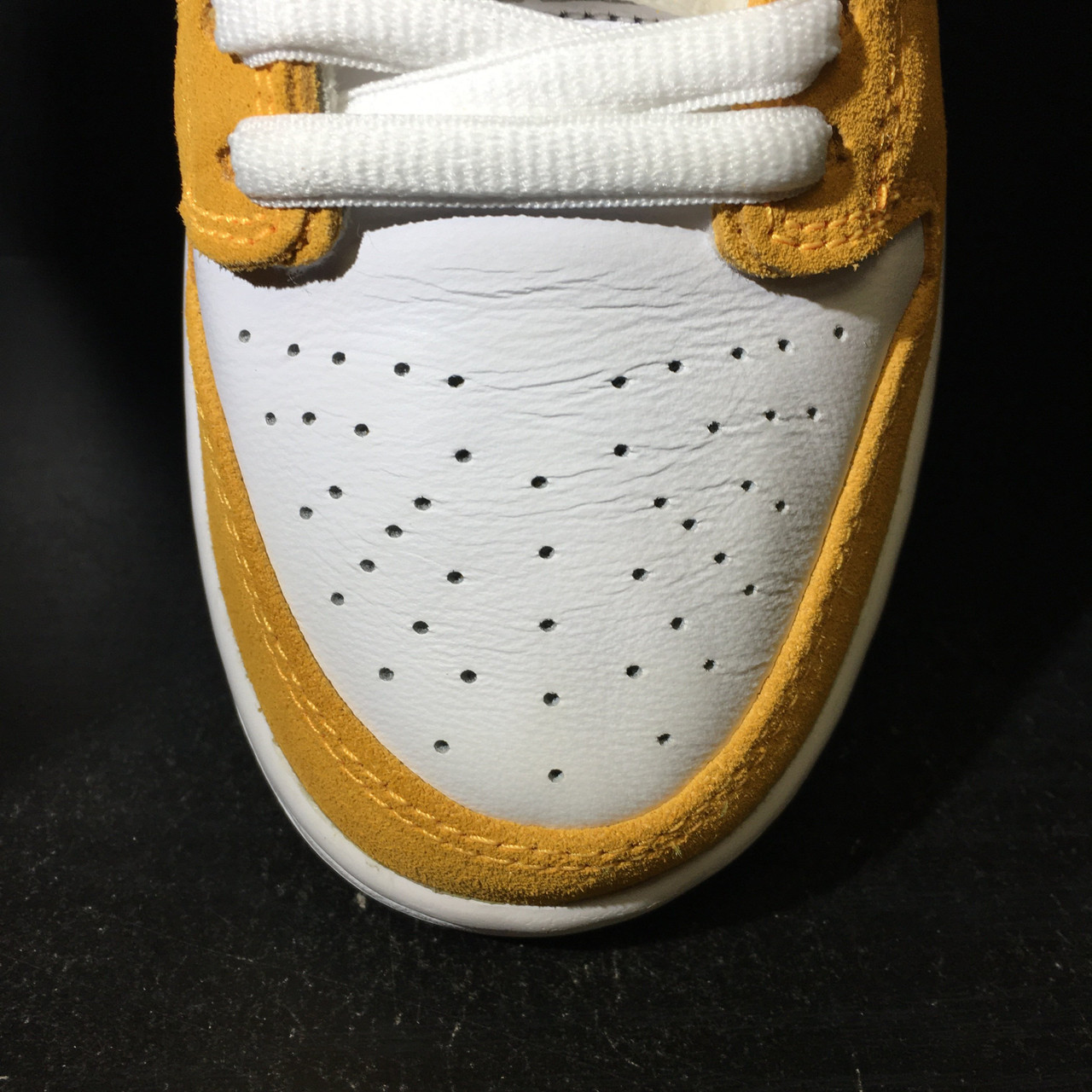 Nike SB Dunk Low Laser Orange Sz 9 (#27678) - ENDANGERED LA