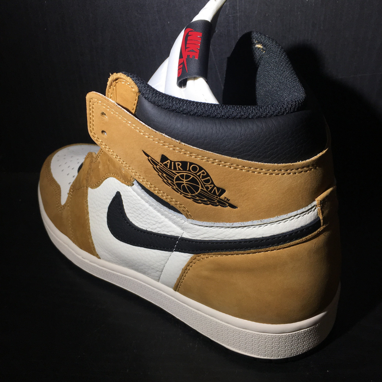 Air Jordan 1 Rookie of the Year