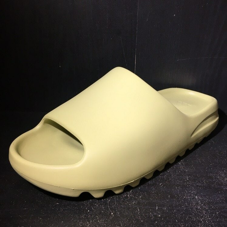 Yeezy Slide Resin - ENDANGERED LA