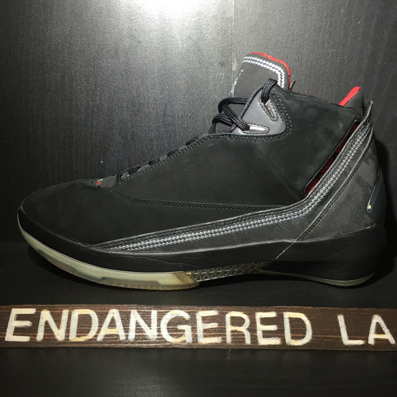 Air Jordan 22 "Bred" Sz - ENDANGERED LA