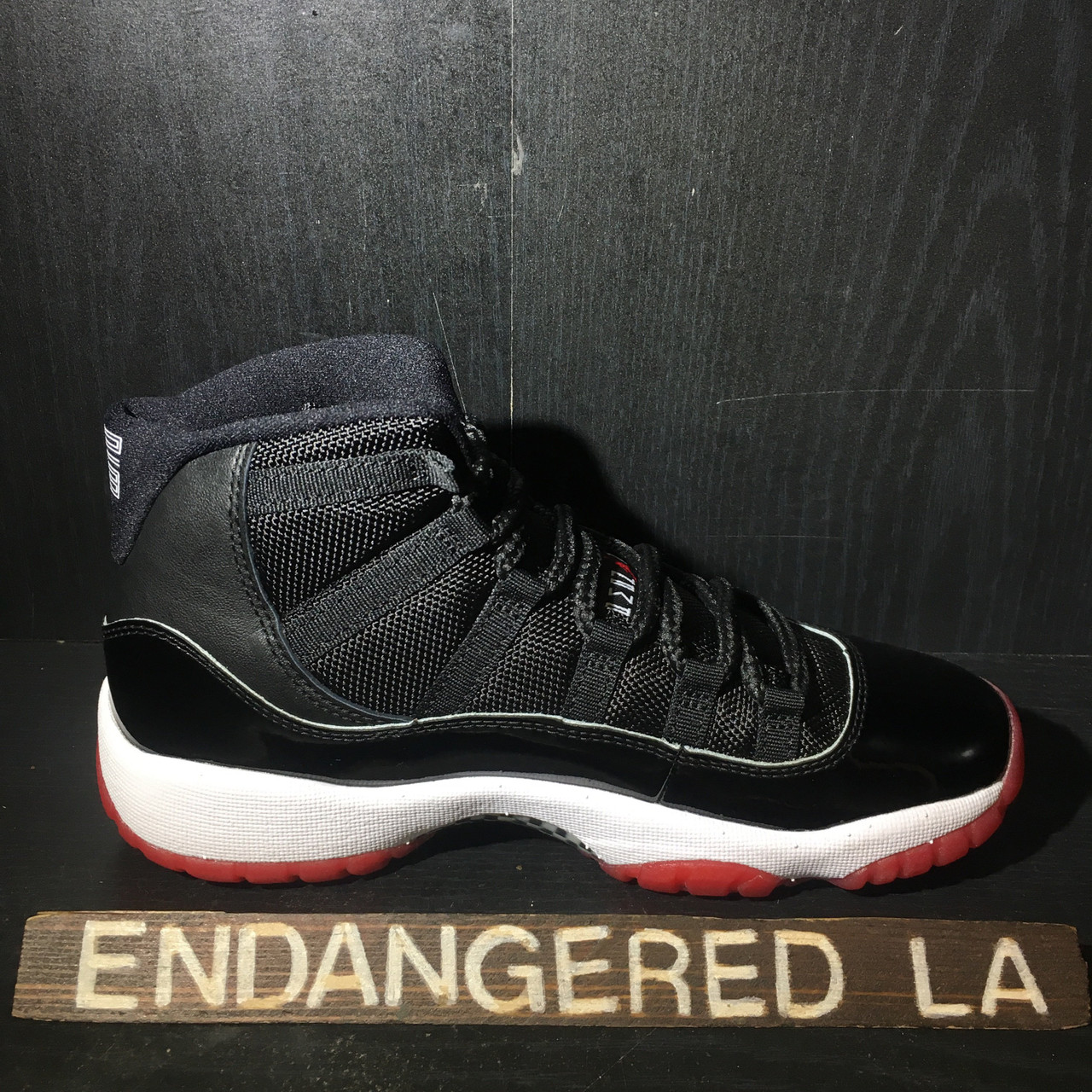 air jordan bred 11 size 7