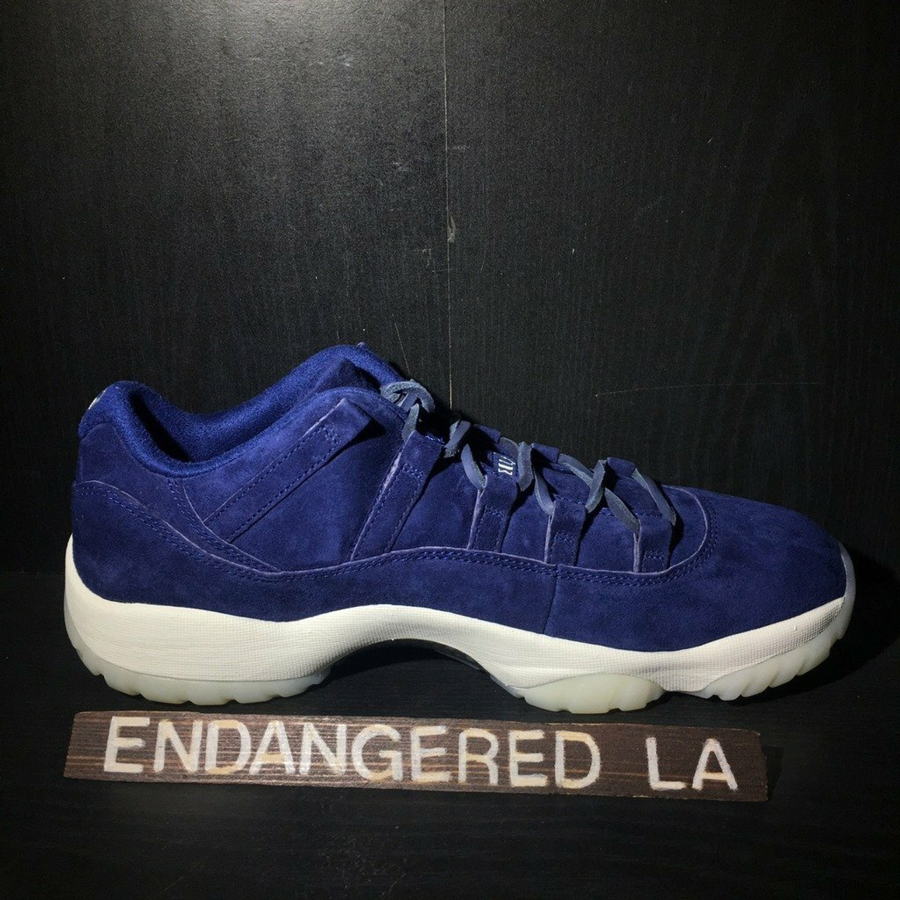 Air Jordan 11 Low Jeter - ENDANGERED LA