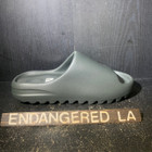 Yeezy Slide Dark Onyx