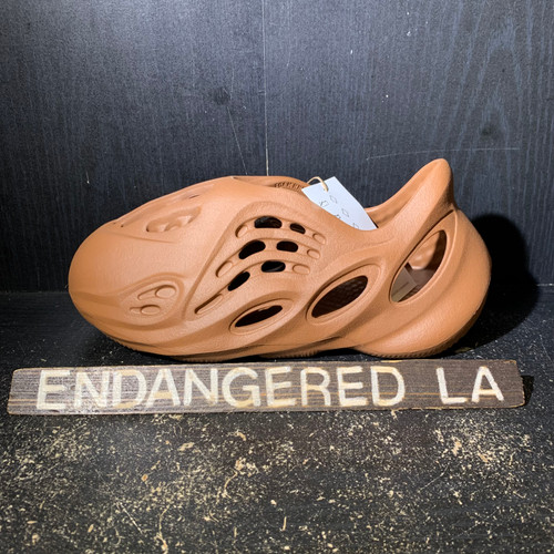 Yeezy Foam RNNR Clay Red (KDS)